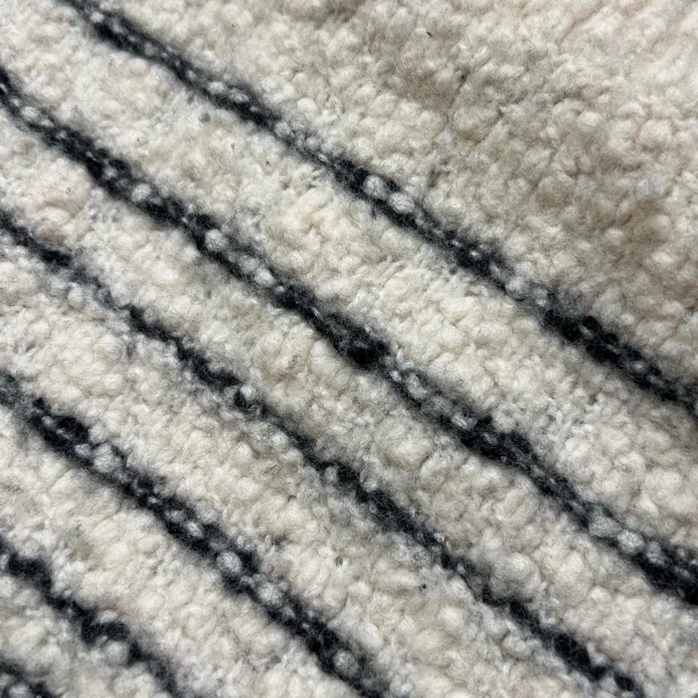 VINCE Womens Textured Stripe Cream Wool Blend knit‎ Pullover Sweater Sz Medium - Picture 6 of 6